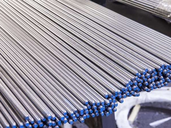 你還在糾結(jié)選擇哪家不銹鋼棒材生產(chǎn)廠家嗎？